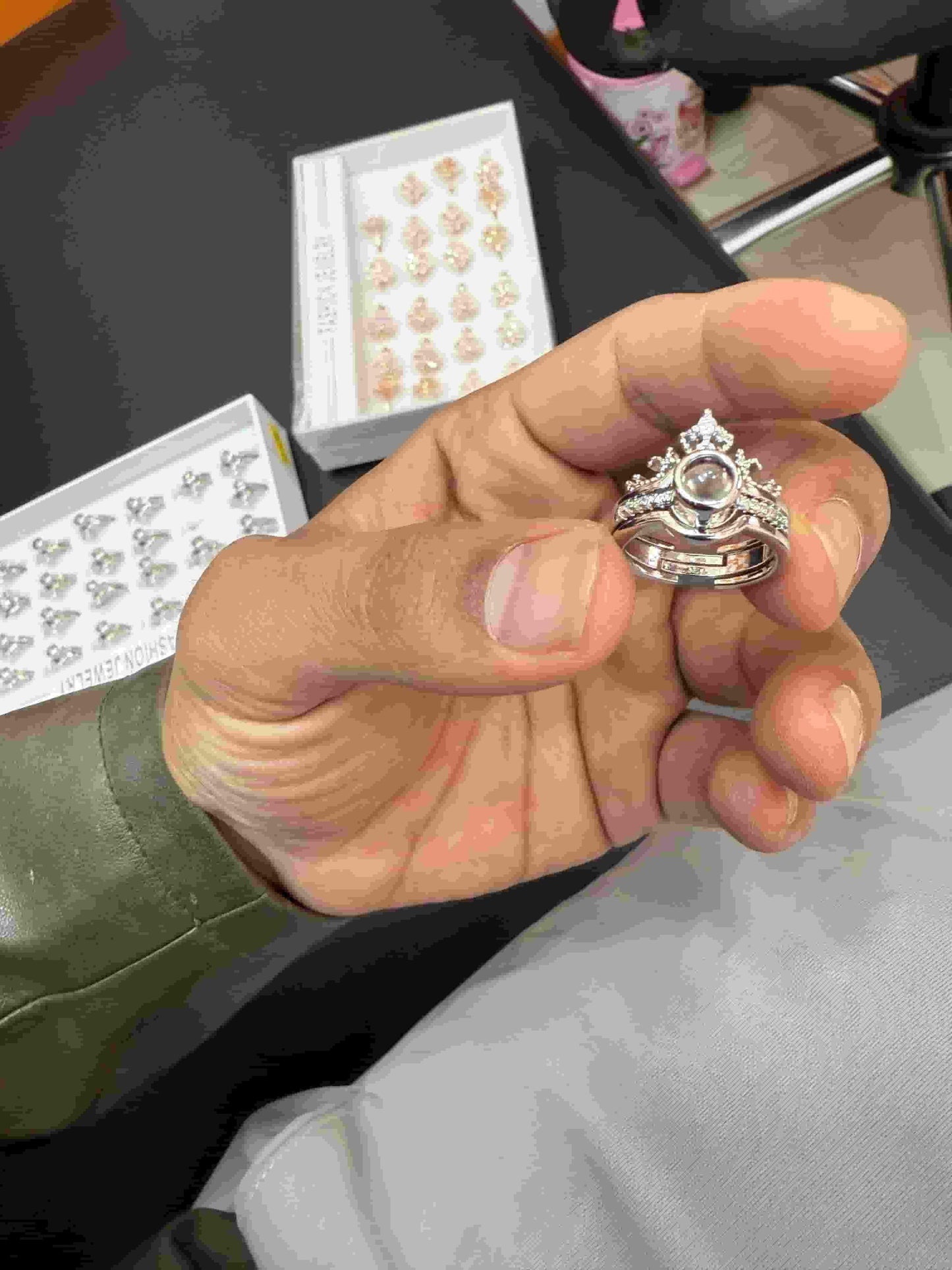 Royal Rose Gold Crown Ring (Assorted Color)