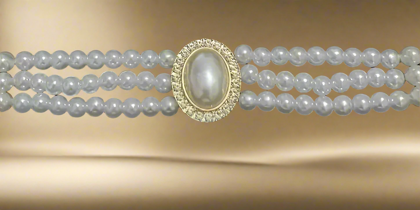Artificial Pearl Necklace